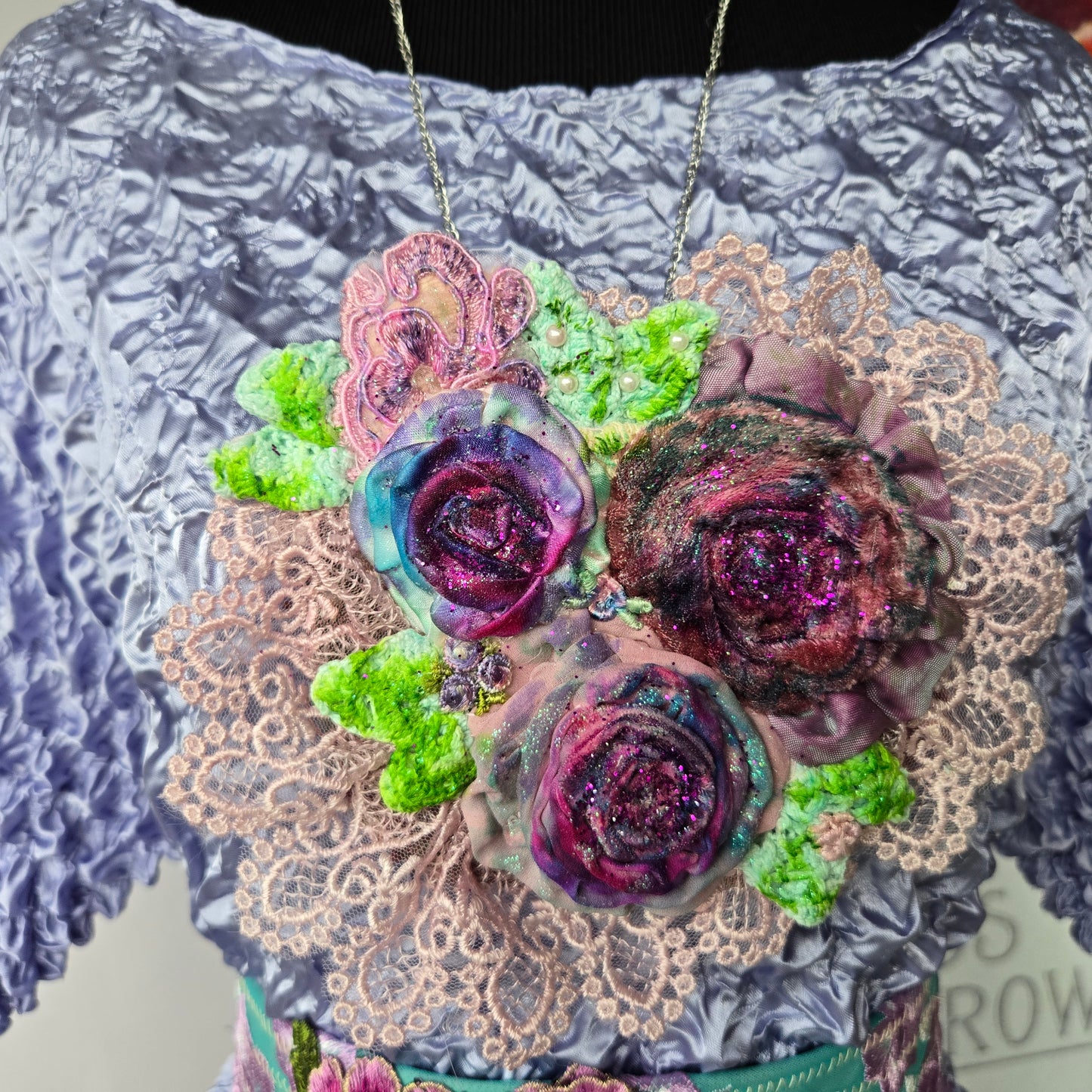 Ethereal Romance | Lavender | Brooch | Pastel Rose Bouquet