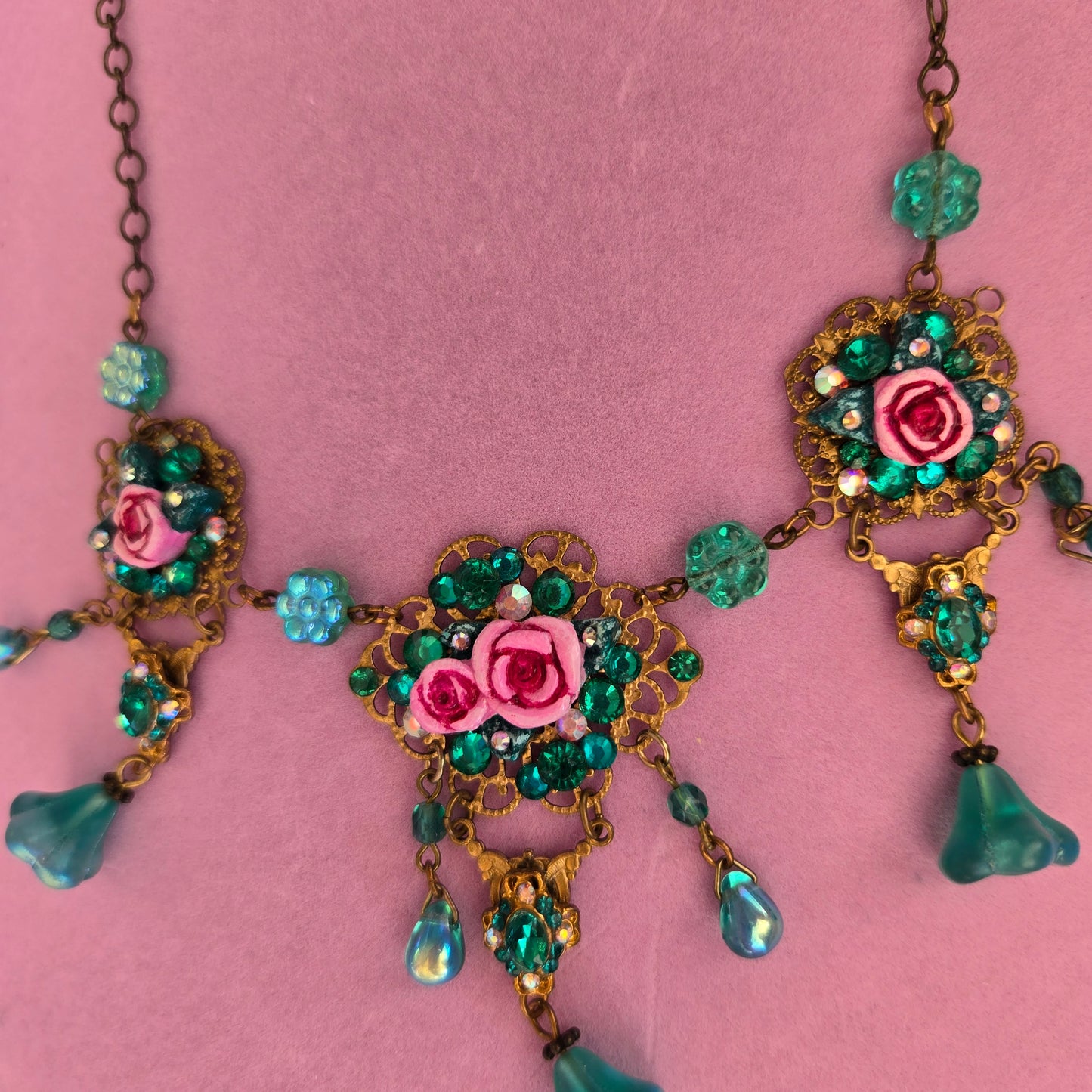 Ethereal Romance | Blue | Necklace | A Dreamy Rose Garden