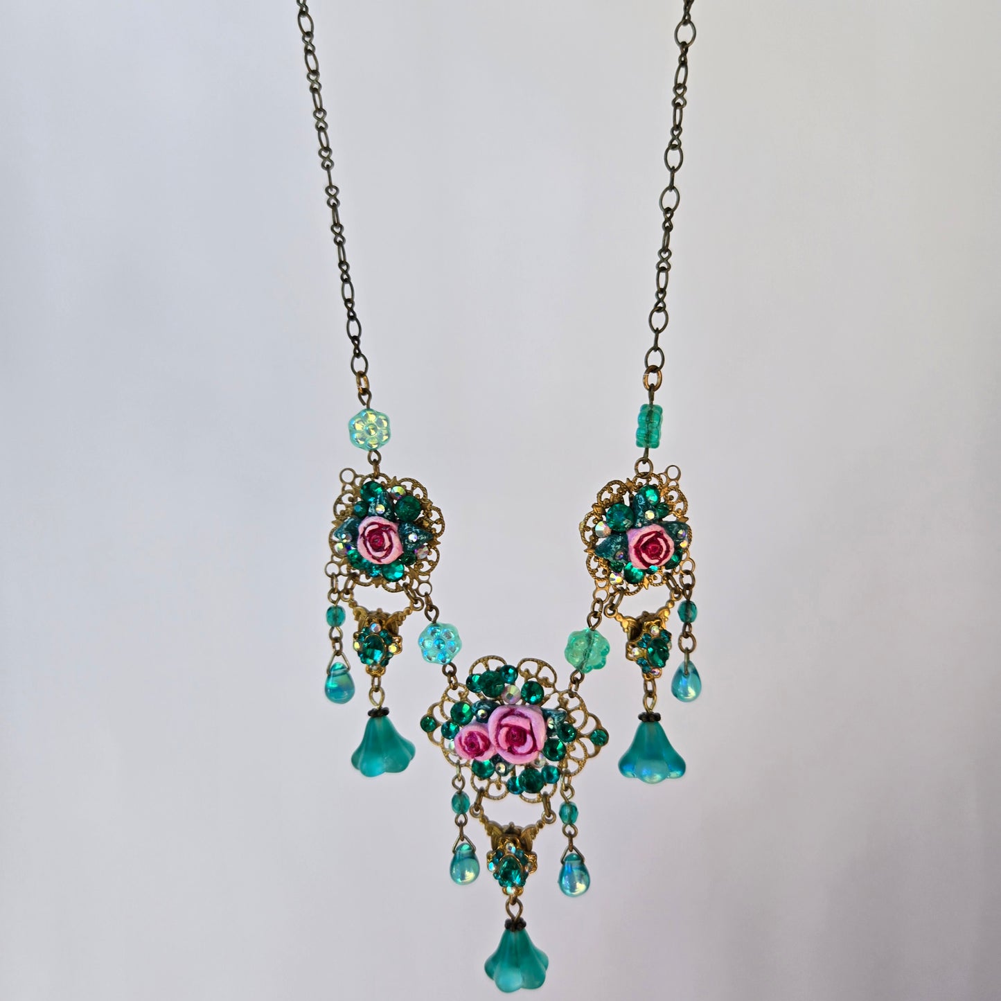 Ethereal Romance | Blue | Necklace | A Dreamy Rose Garden